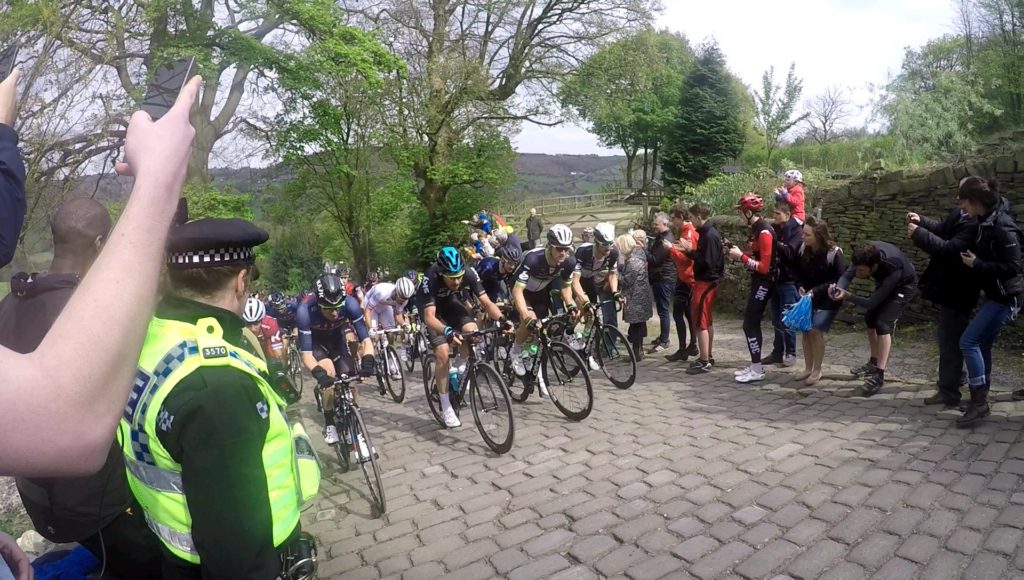 Tour De Yorkshire Peloton Hits Shibden Wall 2017 #TourDeYorkshire2017