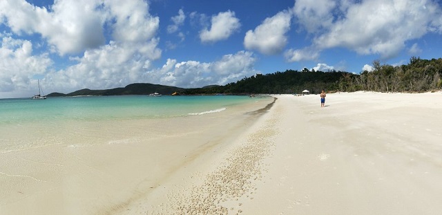 Whitehaven beach Whitsunday Island Australia cheeringup.info