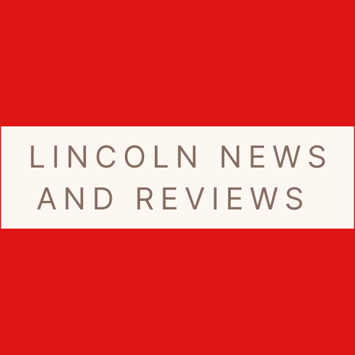 Is Lincoln UK worth visiting? What is Lincoln UK famous for? Why is Lincoln so famous? What is in Lincoln city Centre?